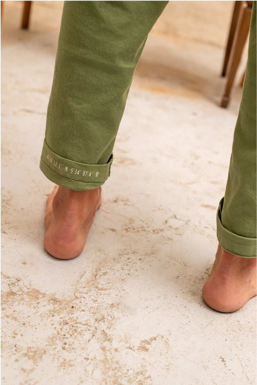 Cosme - Pantalón Capri Tipo Chino Relaxed-Tapered Cut