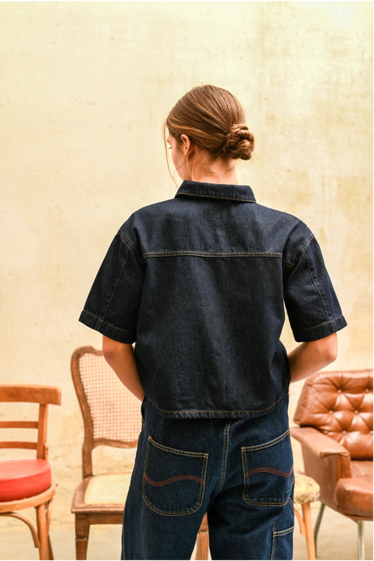 Emma - Camisa Cropped Fit Denim