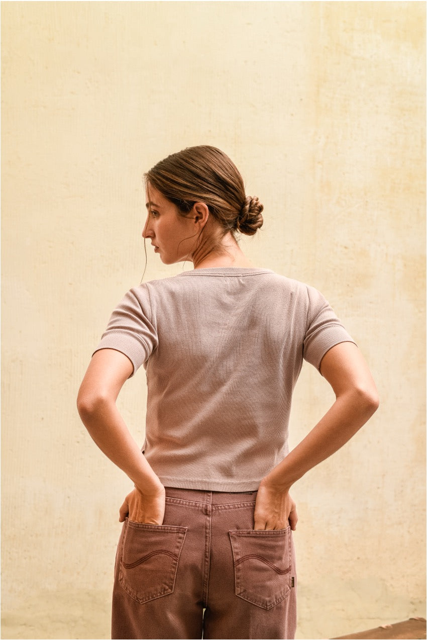 Lucrecia - Camiseta Round Neck Ribbed