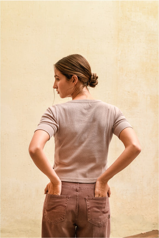 Lucrecia - Camiseta Round Neck Ribbed