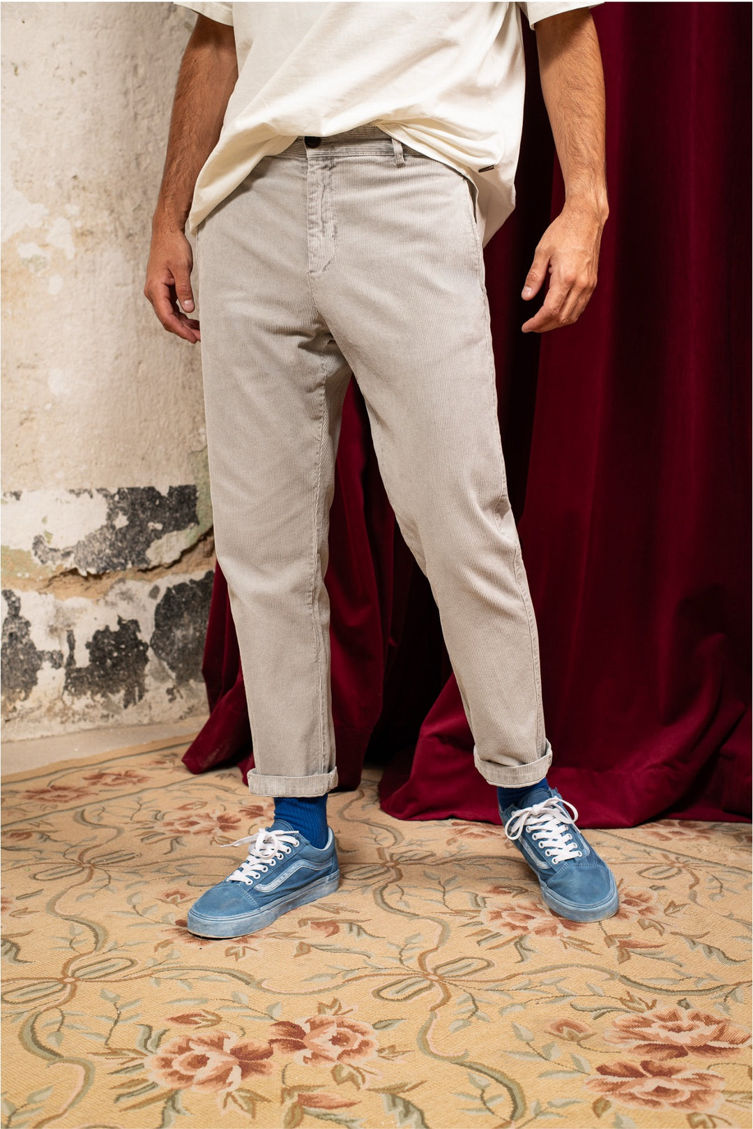 Robert - Pantalón de pana tipo Chino Regular Cut