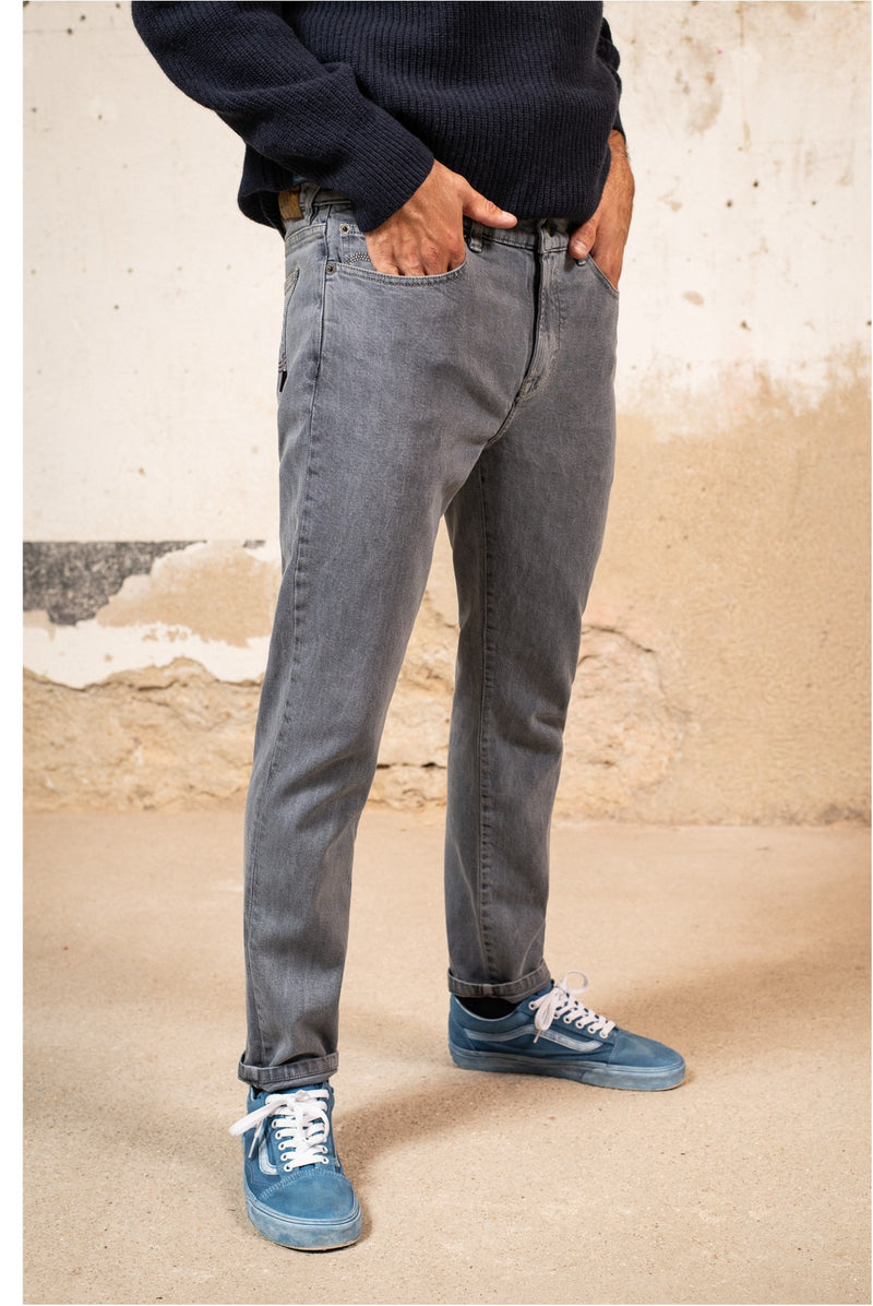 Simon - Slim Fit Cut Jeans
