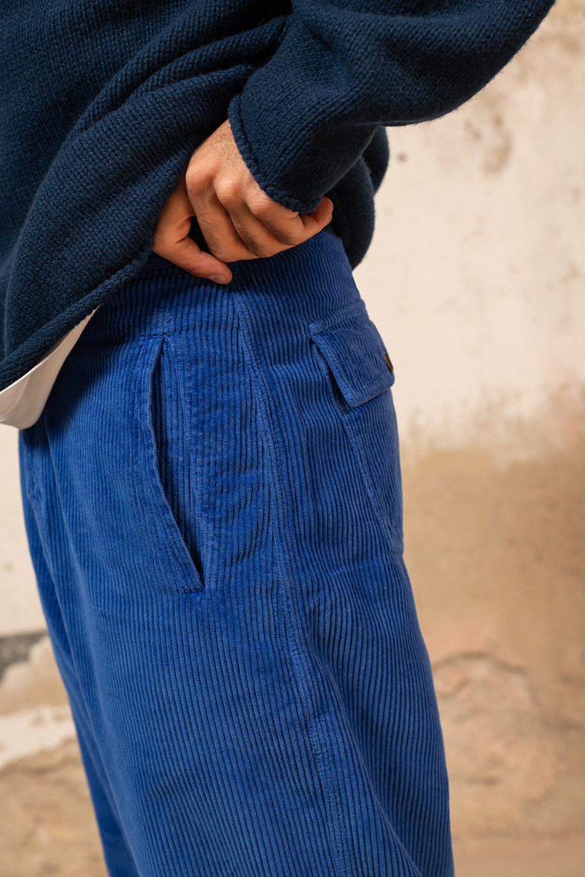 Cosme - Pantalón Pana Capri Tipo Chino Relaxed-Tapered Cut