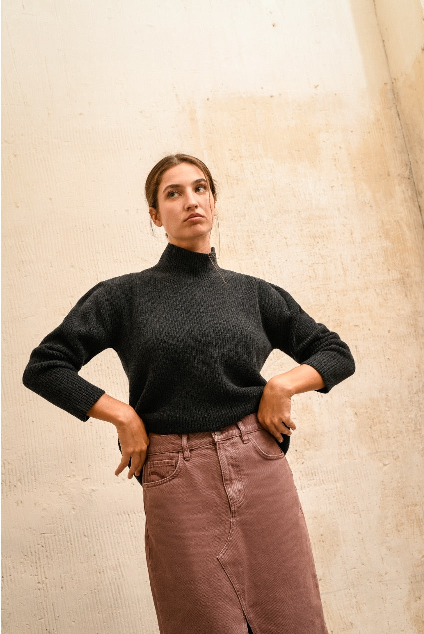 Cáustica Antracita - Jersey Cuello Perkins Relaxed Style