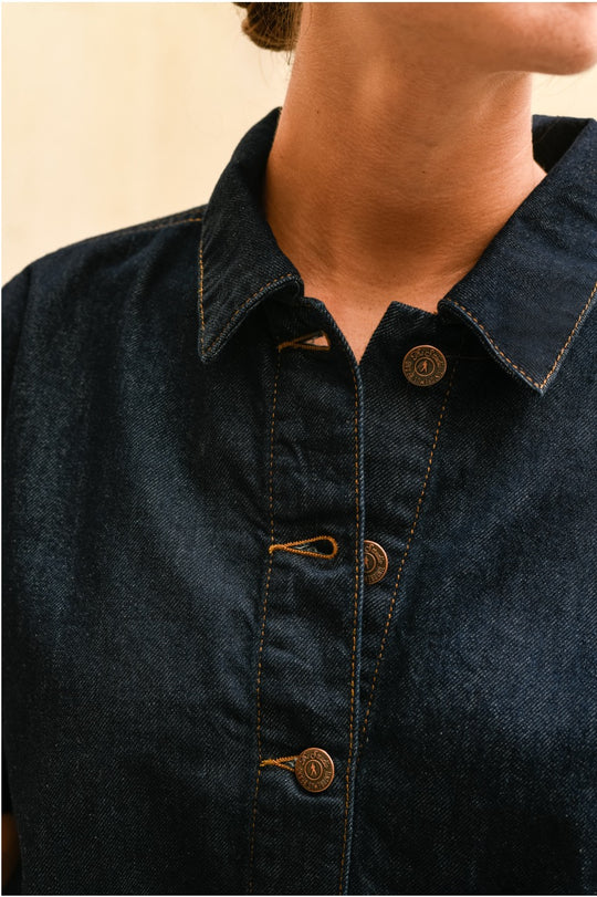 Emma - Camisa Cropped Fit Denim