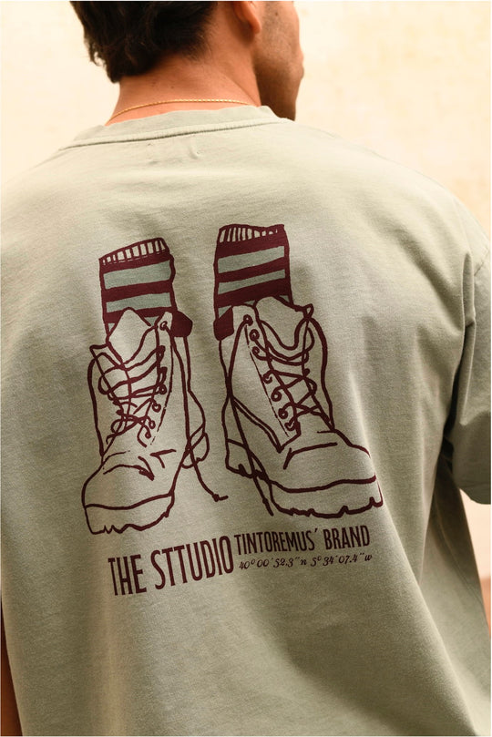 Paul Shoes - Oversized Tee