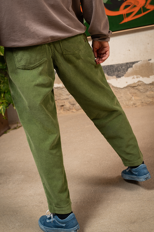 Cosme - Pantalón Pana Capri Tipo Chino Relaxed-Tapered Cut