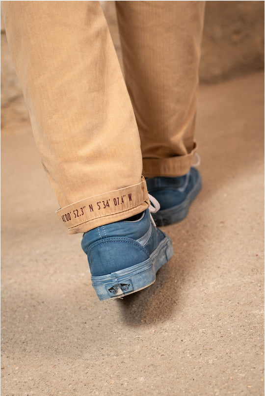 Clemen - Pantalón Chino Con Pinzas Straight Cut