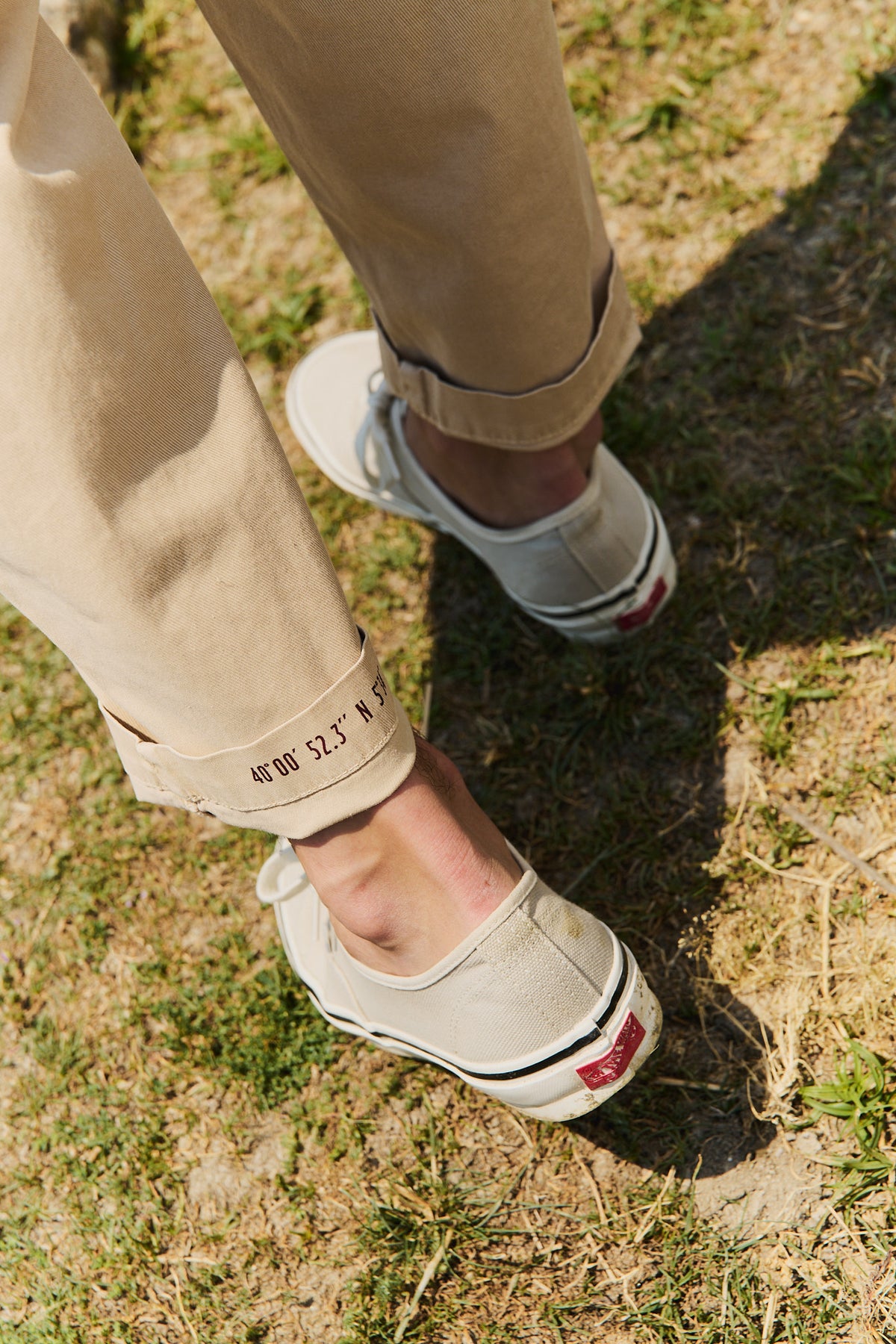 Dylan Dark Ecru - Pantalón Tipo Chino Relaxed - Tapered Cut