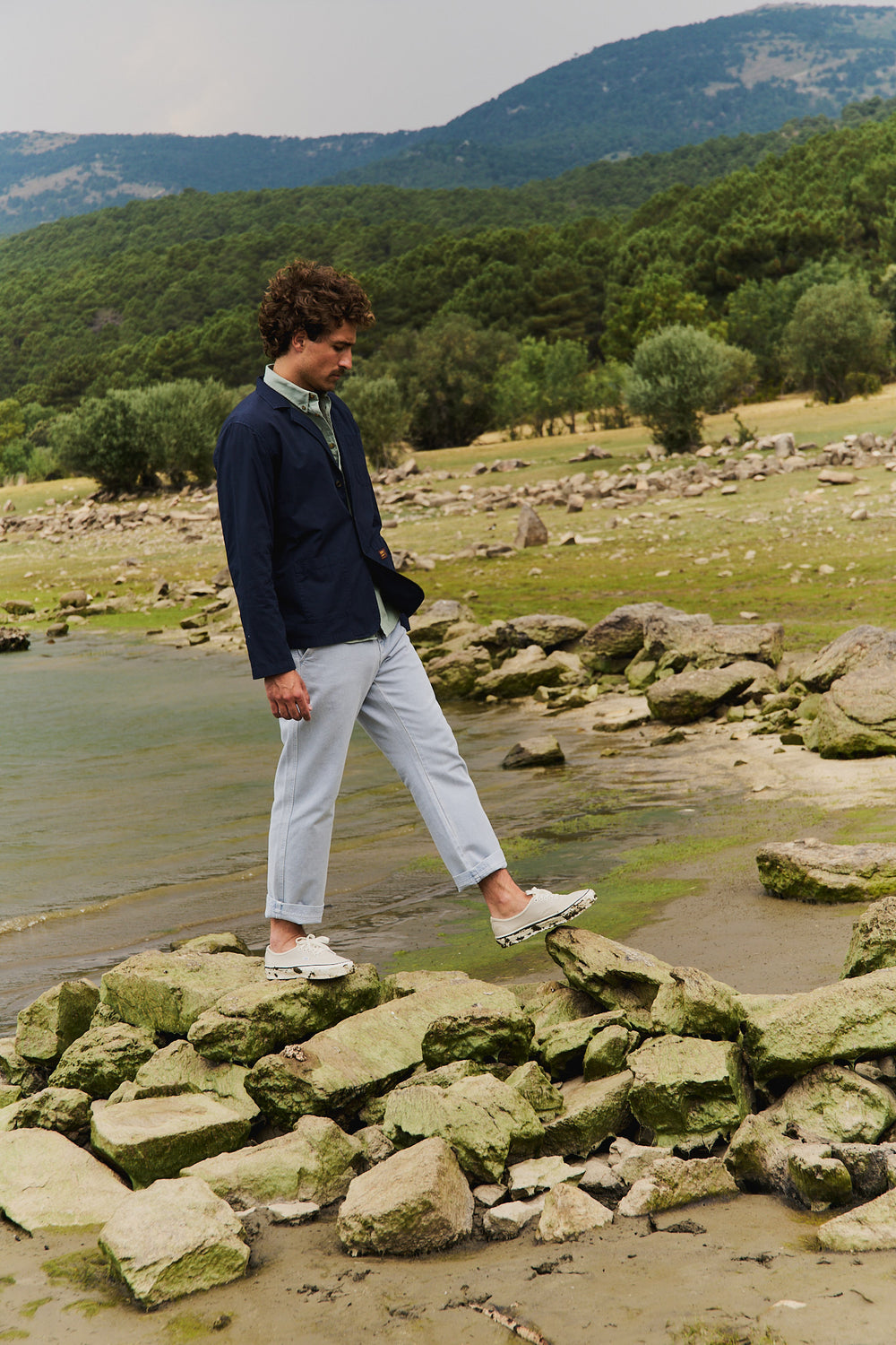 Liam - Wide-leg Fit Chino Trousers