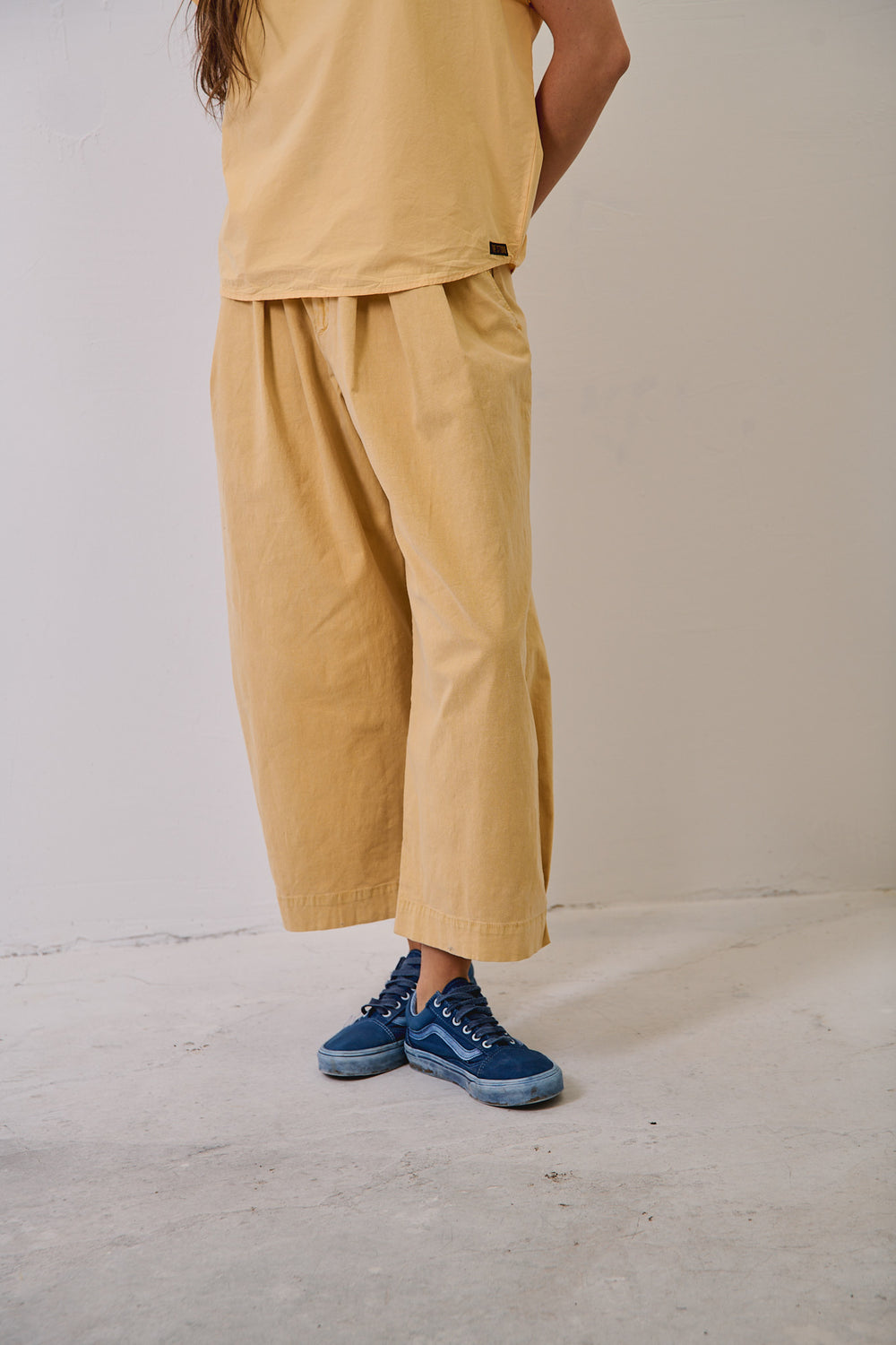 Aline - Barrel-style trousers
