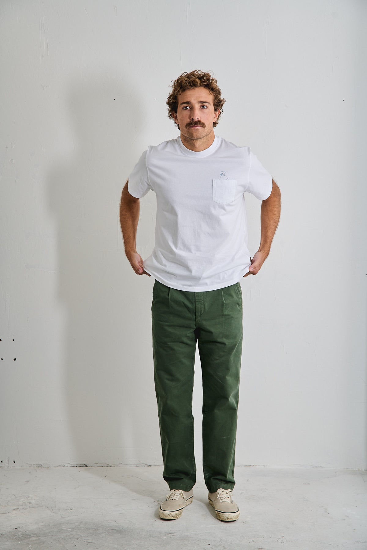 Clemen Dark Olive - Pantalón Chino Con Pinzas Straight Cut