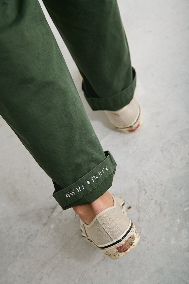 Clemen Dark Olive - Pantalón Chino Con Pinzas Straight Cut