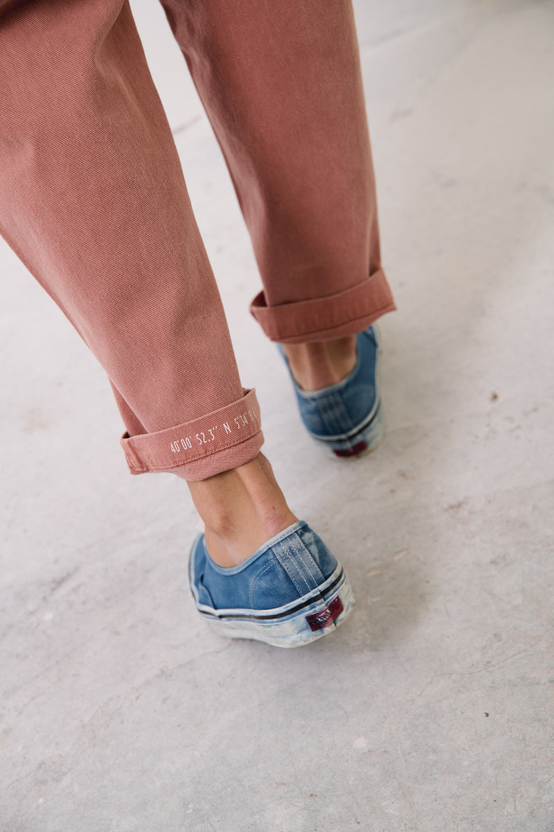 Cosme® Autumn Leaf - Pantalón Capri Tipo Chino Relaxed-Tapered Cut