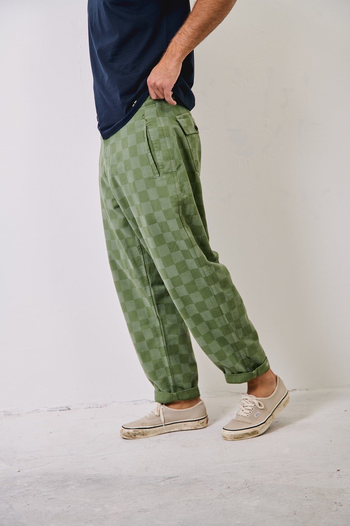 Cosme® Checks Green - Pantalón a Cuadros Capri Tipo Chino Relaxed-Tapered Cut