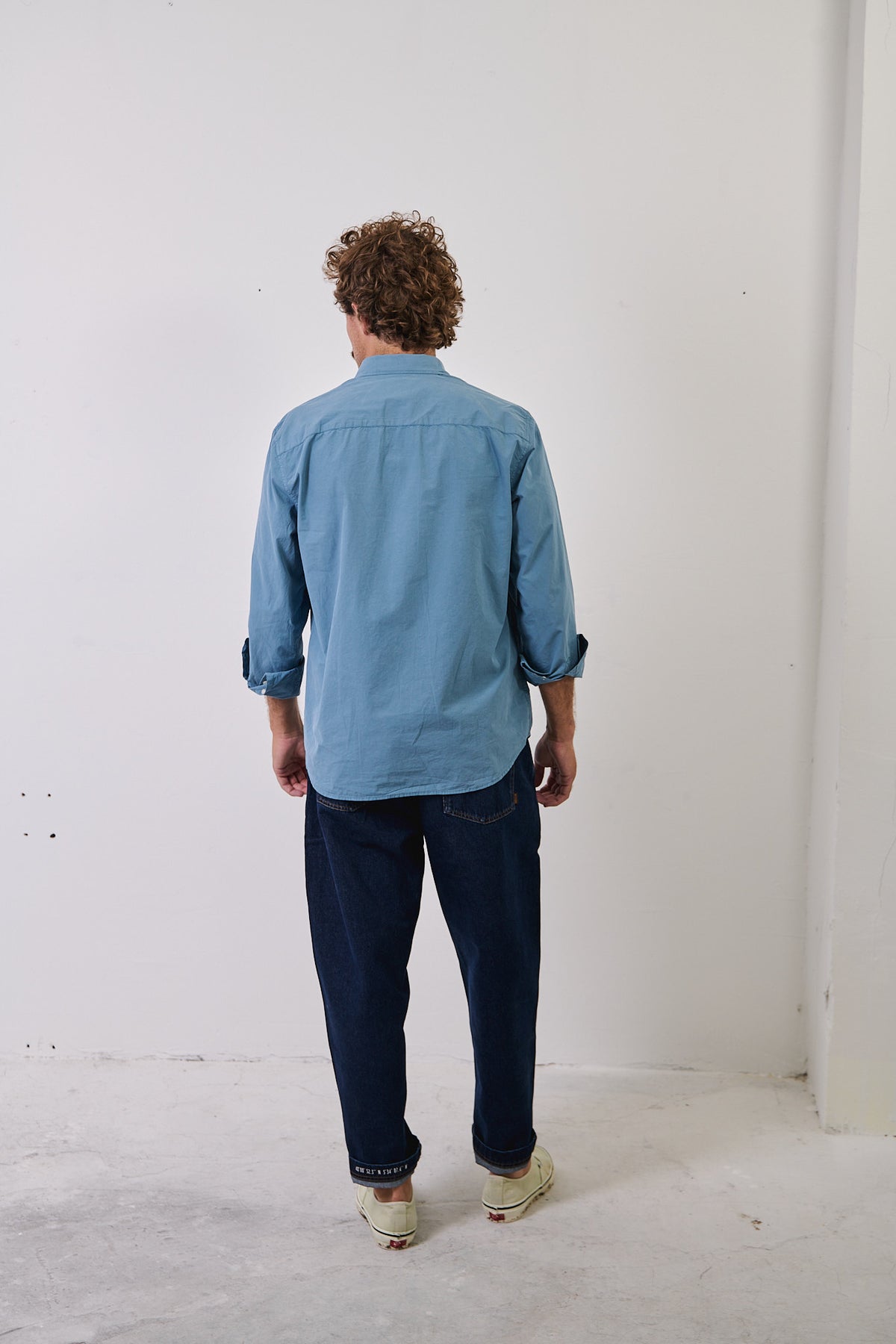Cosme Denim - Pantalón tipo Chino Relaxed-Tapered Cut