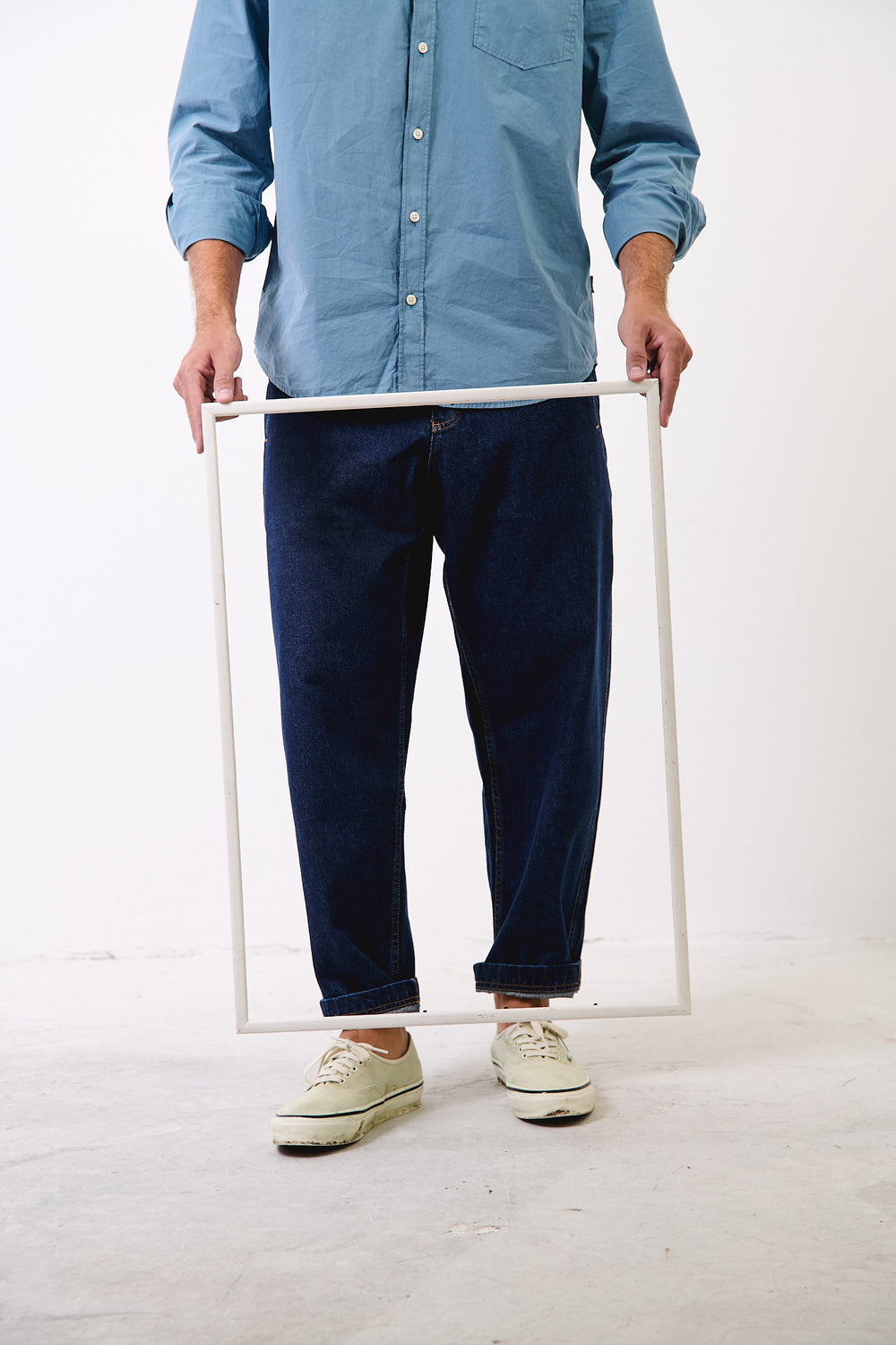 Cosme Denim - Pantalón tipo Chino Relaxed-Tapered Cut