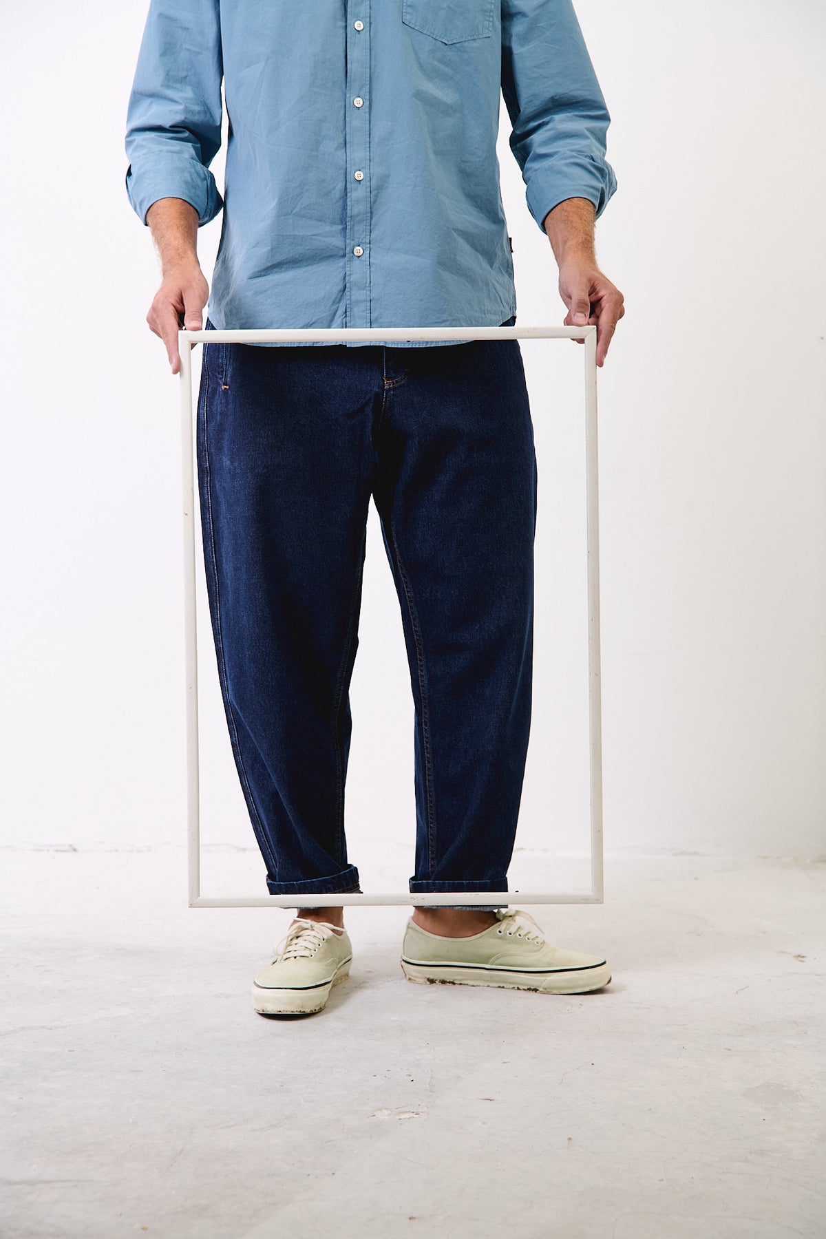 Cosme Denim - Pantalón tipo Chino Relaxed-Tapered Cut