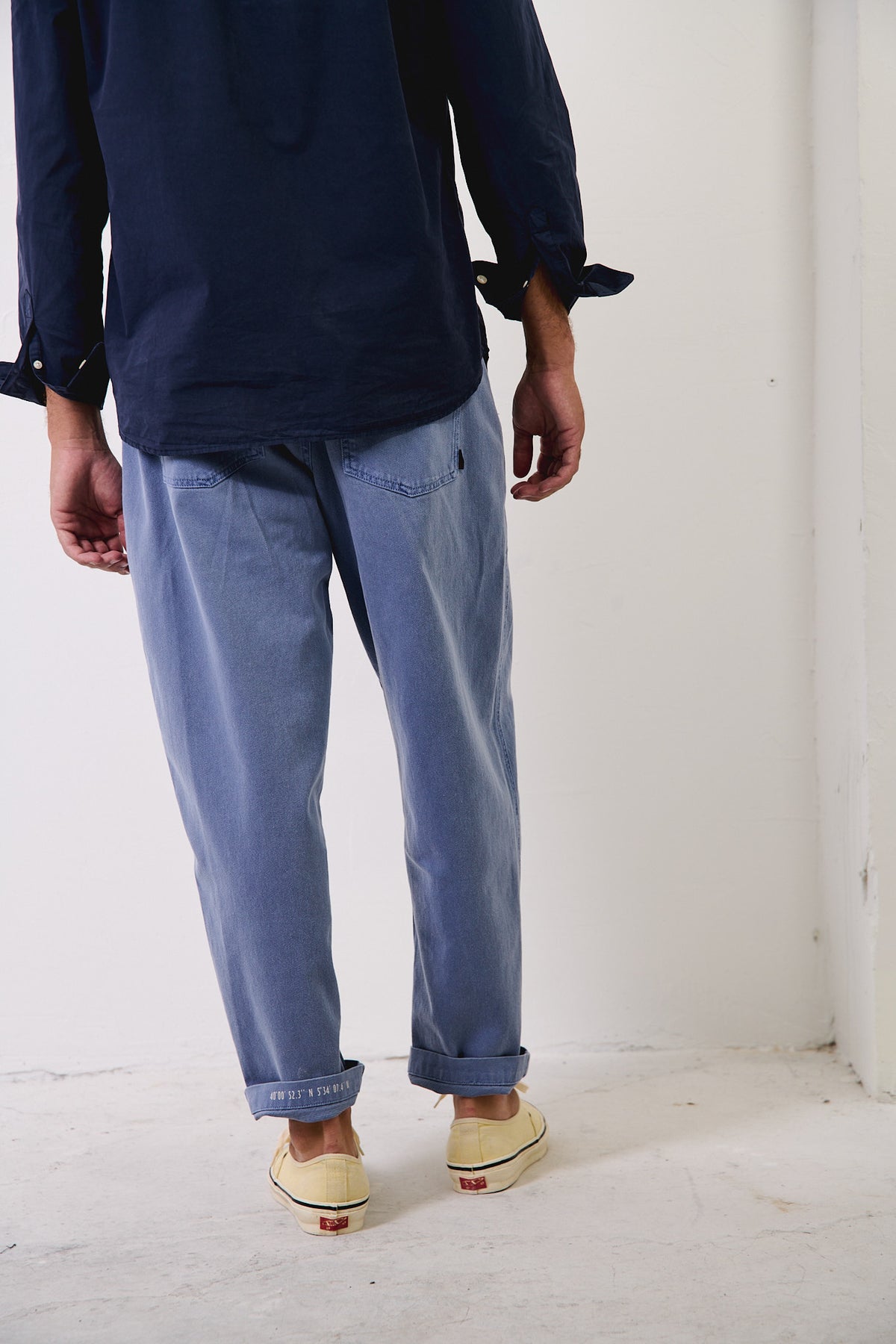 Cosme® Washed Navy  - Pantalón Capri Tipo Chino Relaxed-Tapered Cut