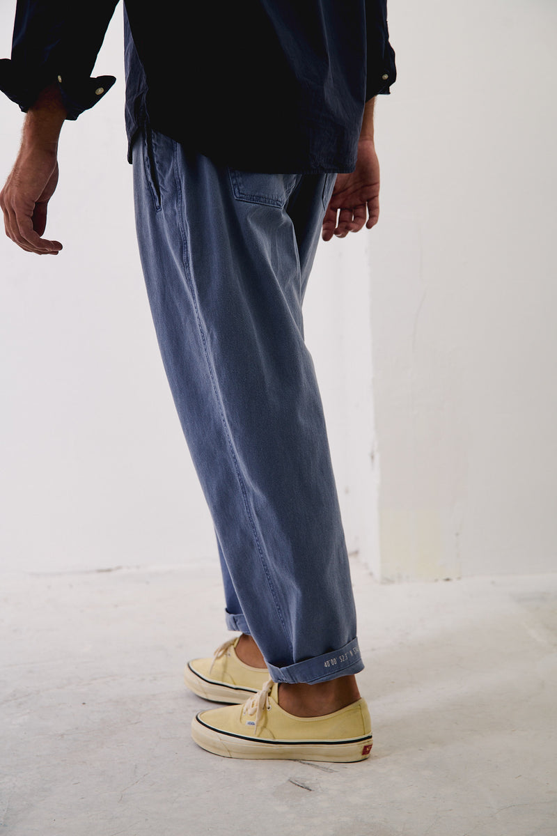Cosme® Washed Navy  - Pantalón Capri Tipo Chino Relaxed-Tapered Cut