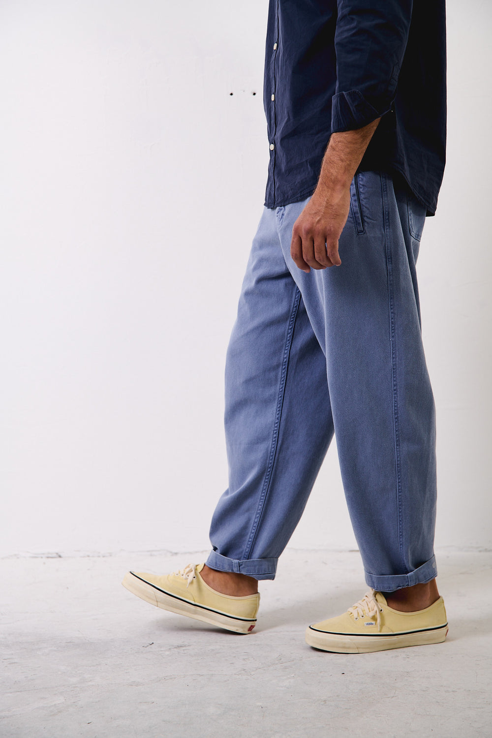 Cosme® Washed Navy  - Pantalón Capri Tipo Chino Relaxed-Tapered Cut