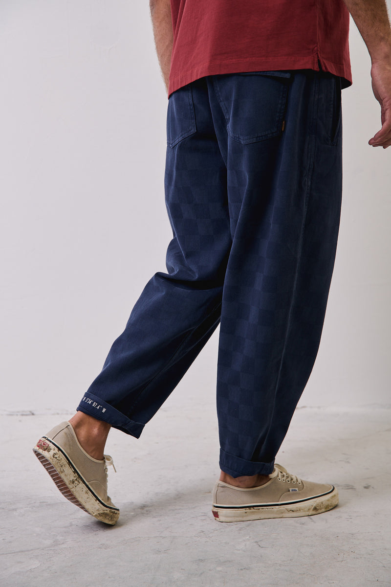 Cosme® Checks Navy - Pantalón a Cuadros Capri Tipo Chino Relaxed-Tapered Cut