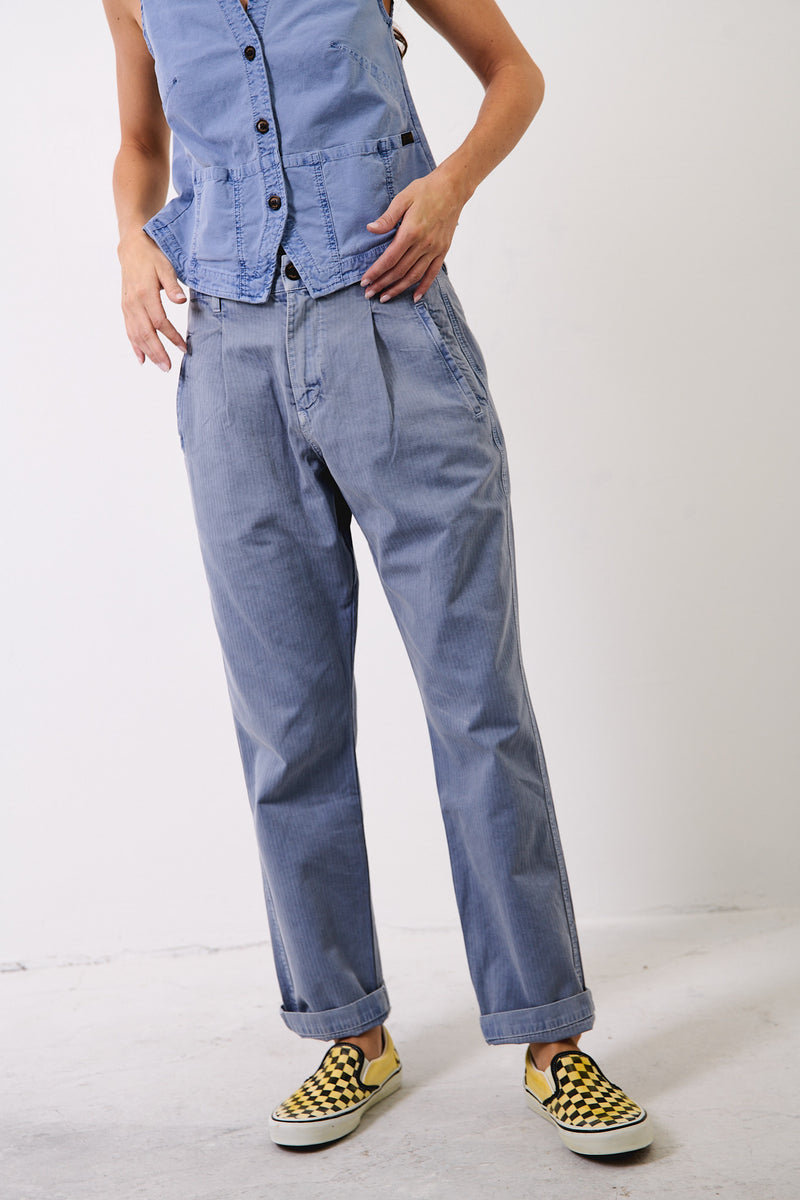 Lola Chambray - Pantalón Tipo Chino Regular Fit