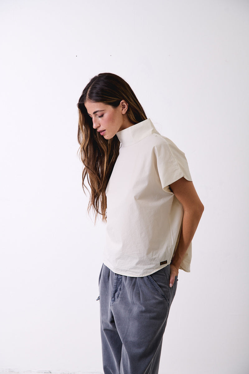 Lucy Off White - Top Boxy Fit