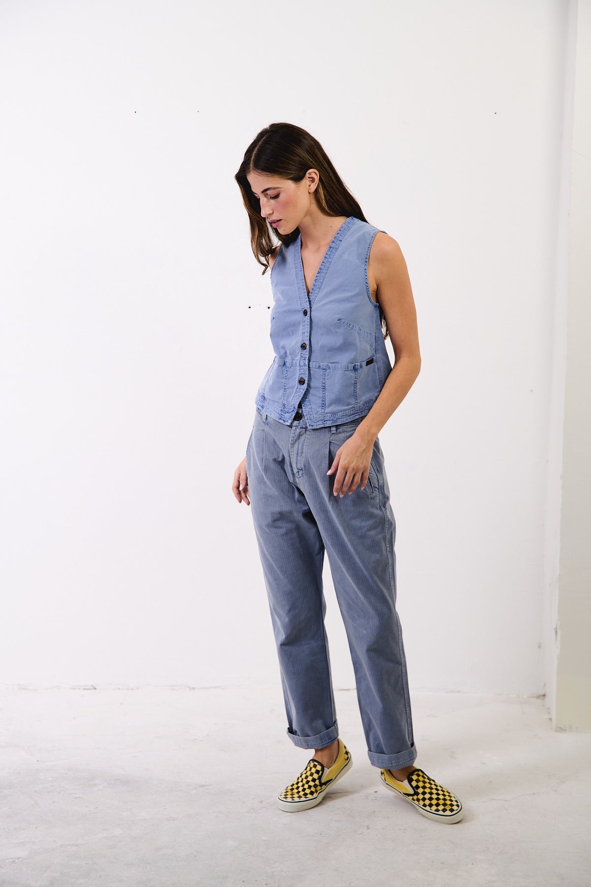 Lola Chambray - Pantalón Tipo Chino Regular Fit