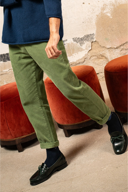 Robert - Pantalón de pana tipo Chino Regular Cut