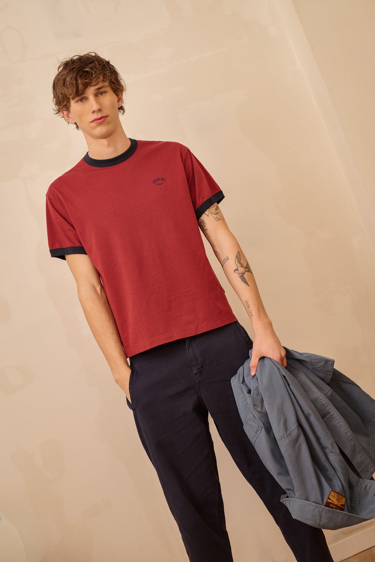 Henry Alligator - Regular Fit Contrast T-Shirt