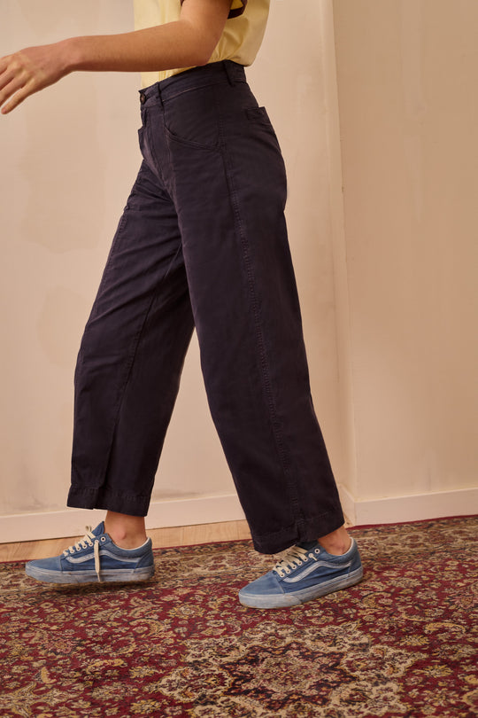 Julieta - Pantalón Tipo Chino Regular Cut