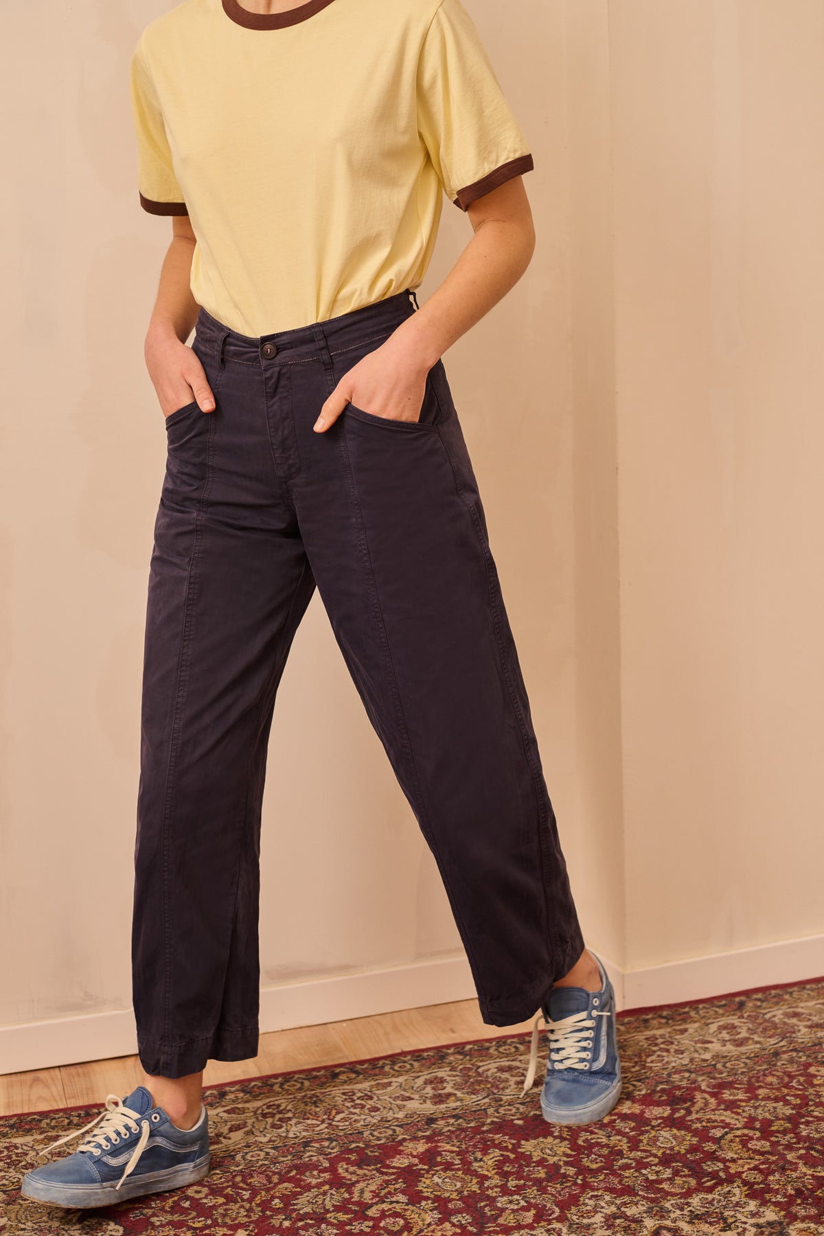 Julieta Marine - Pantalón Tipo Chino Regular Cut