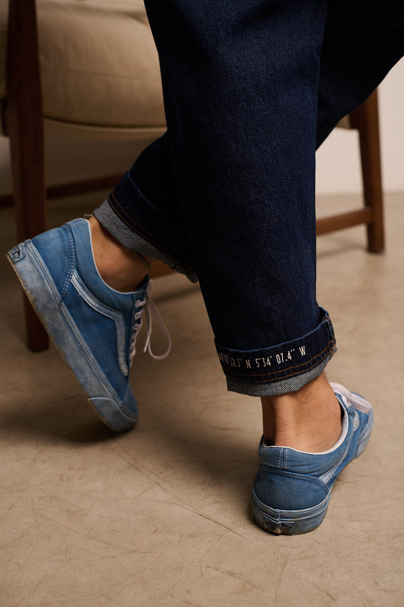 Cosme Denim - Pantalón tipo Chino Relaxed-Tapered Cut