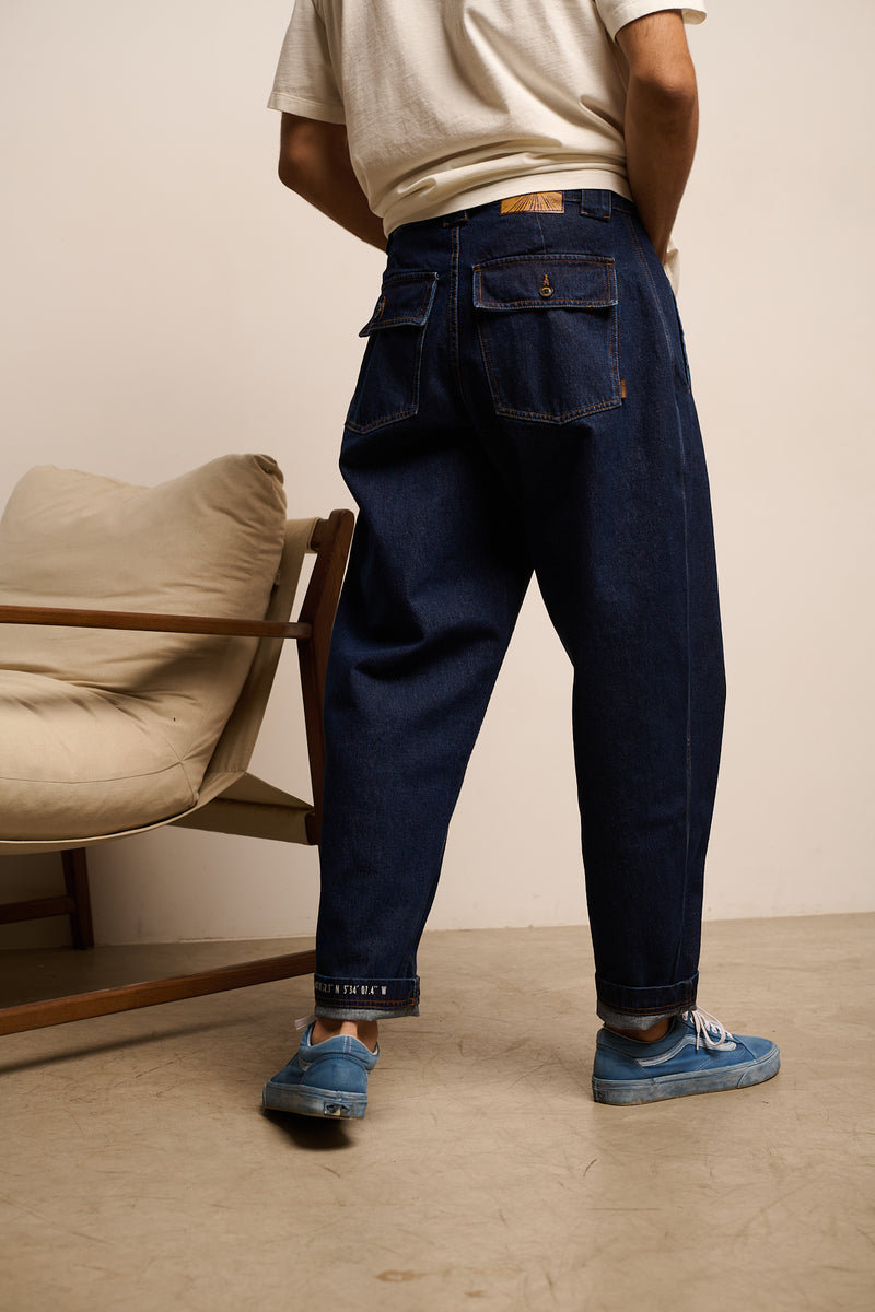 Cosme Denim - Pantalón tipo Chino Relaxed-Tapered Cut