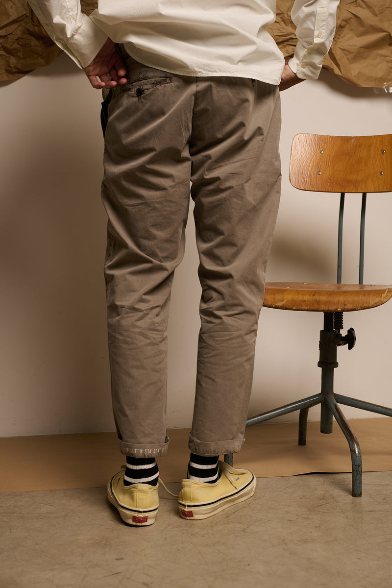 Robert Smoke - Pantalón tipo Chino Regular Fit