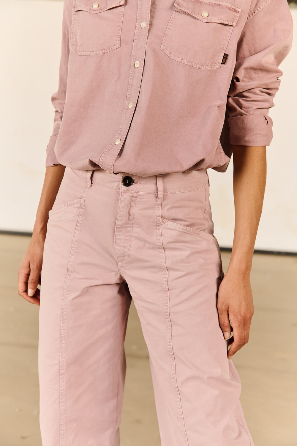 Julieta - Pantalón Tipo Chino Regular Cut